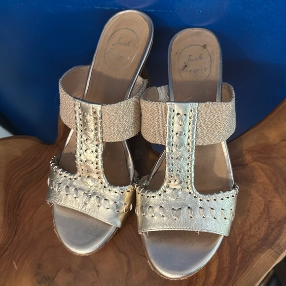 Women’s Jack Rogers Women's Nora Wedge Sandal - Platinum (Gold) Size 9 - Picture 2 of 6